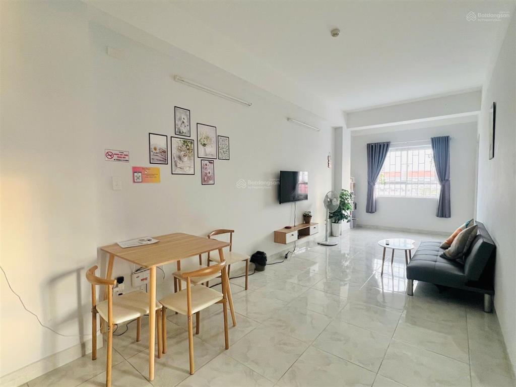 Bán căn thương mại 2pn, 60m2, trung tâm phan thiết giá 1tỷ3 có thương lượng.  0987 880 ***