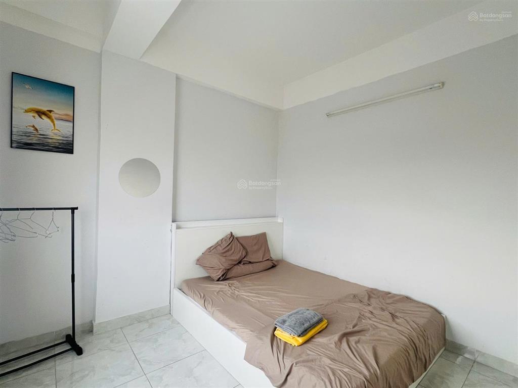 Bán căn thương mại 2pn, 60m2, trung tâm phan thiết giá 1tỷ3 có thương lượng.  0987 880 ***
