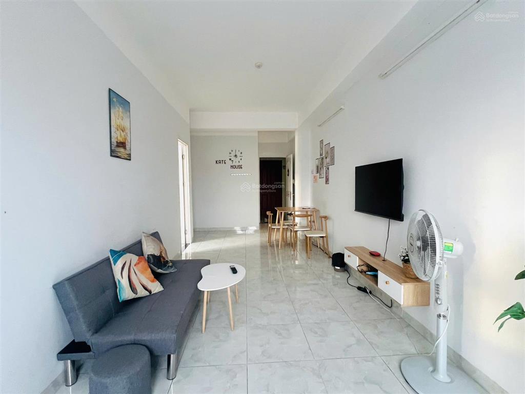 Bán căn thương mại 2pn, 60m2, trung tâm phan thiết giá 1tỷ3 có thương lượng.  0987 880 ***