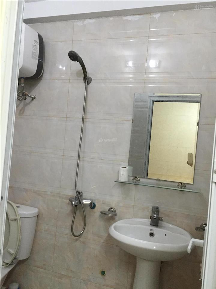 Cho thuê căn hộ tầng 1 rộng 35m². 4 triệu/tháng.