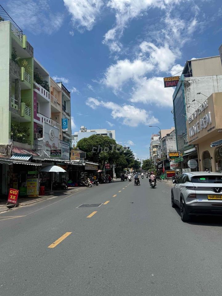 mt nội bộ tân hương 12m x 40m .