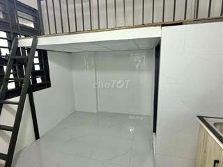 Trọ có gác và ban công