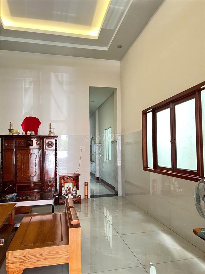 nhà 200m2 thổ cư, gần ngã 4 tân phong, đường ĐỒNG KHỞI, dưới 20tr/m2