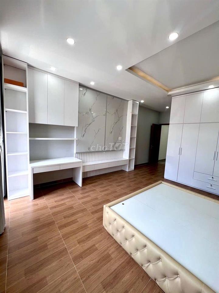 chỉ 5,1 tỷ, nhà đẹp 2 tầng mặt tiền KD p.Thống Nhất. thổ cư 90m2