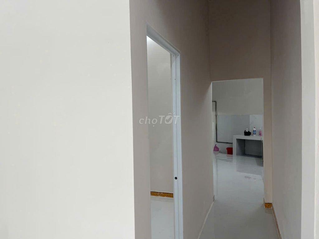 bán nhà kp5, Cạnh chợ TRẢNG DÀI, sổ thổ cư 80m2, hẻm 5m, chỉ 2,5tỷ