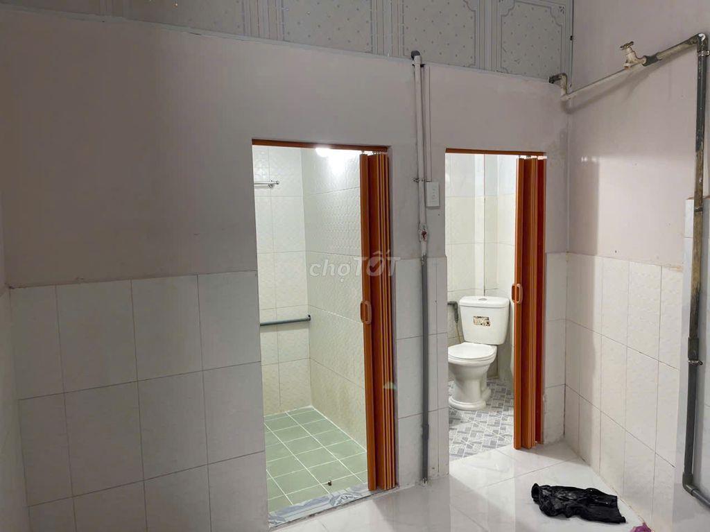 bán nhà kp5, Cạnh chợ TRẢNG DÀI, sổ thổ cư 80m2, hẻm 5m, chỉ 2,5tỷ