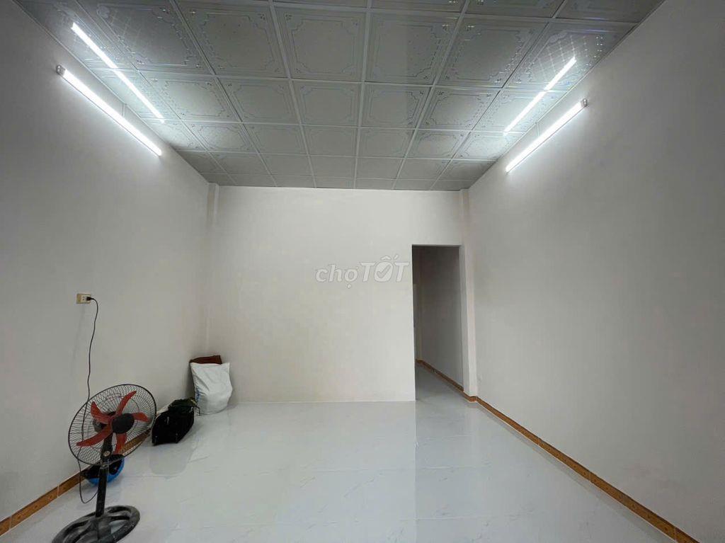 bán nhà kp5, Cạnh chợ TRẢNG DÀI, sổ thổ cư 80m2, hẻm 5m, chỉ 2,5tỷ