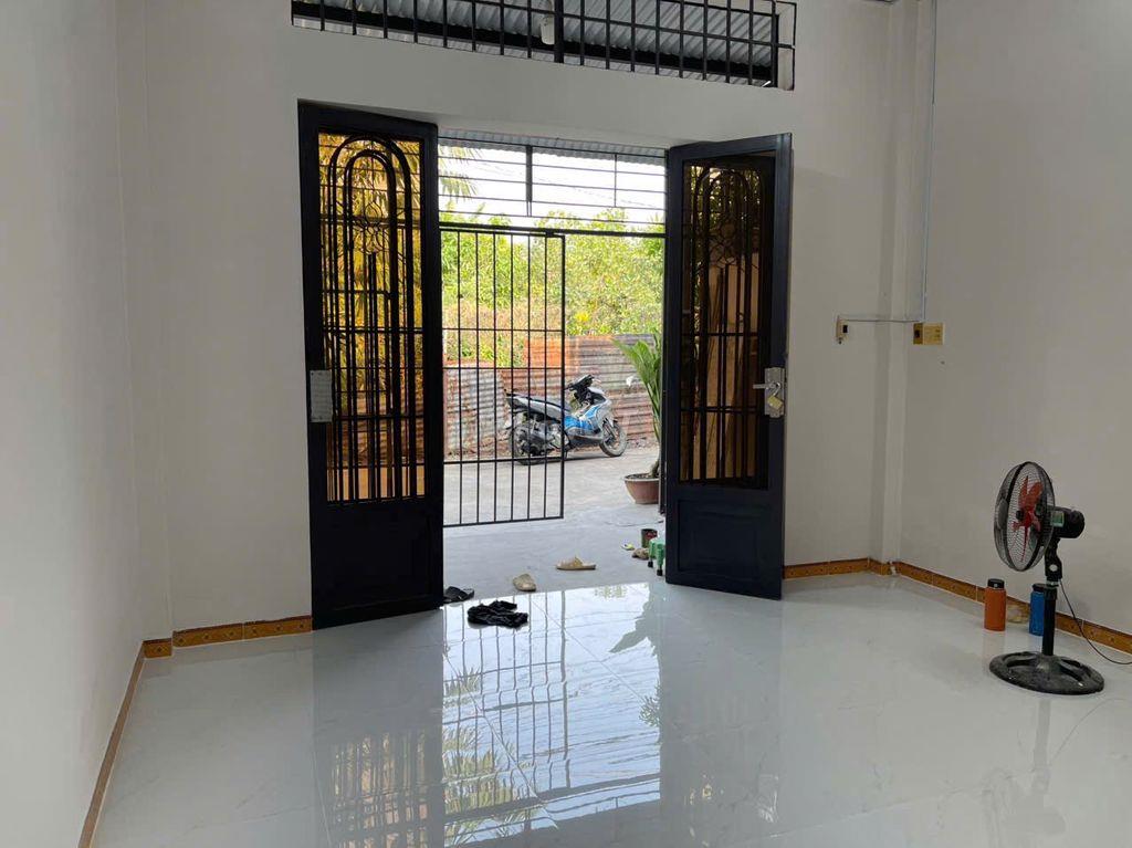 bán nhà kp5, Cạnh chợ TRẢNG DÀI, sổ thổ cư 80m2, hẻm 5m, chỉ 2,5tỷ