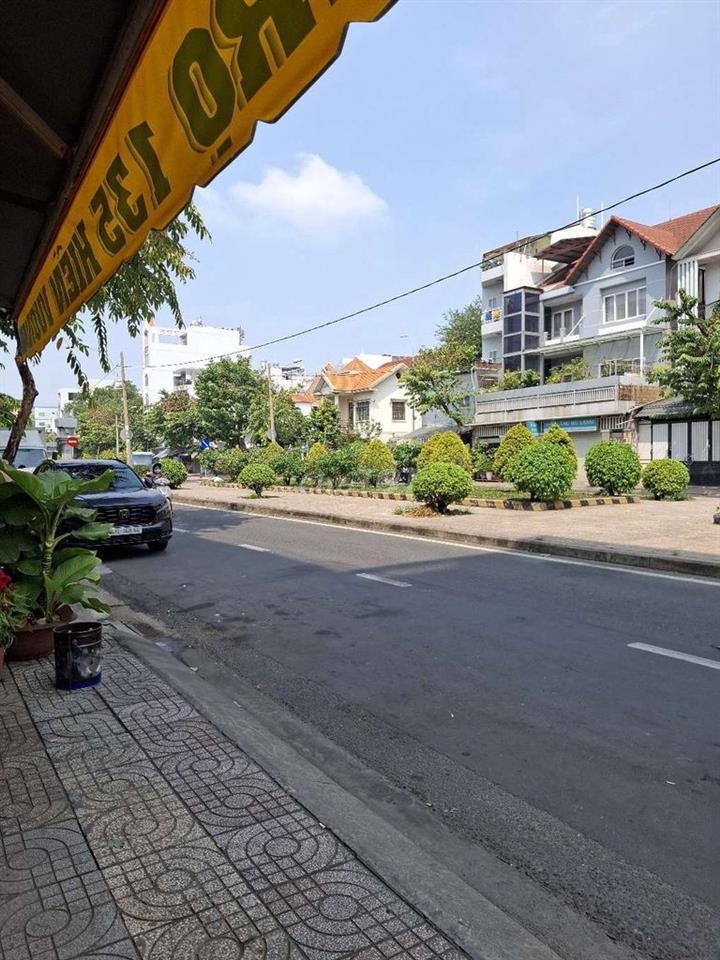 Phòng trọ 135 hiền vương