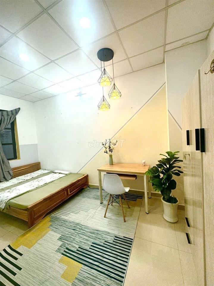 Căn Hộ Dịch Vụ ful nội thất Khu Vip City Land Park Hills. Gấp