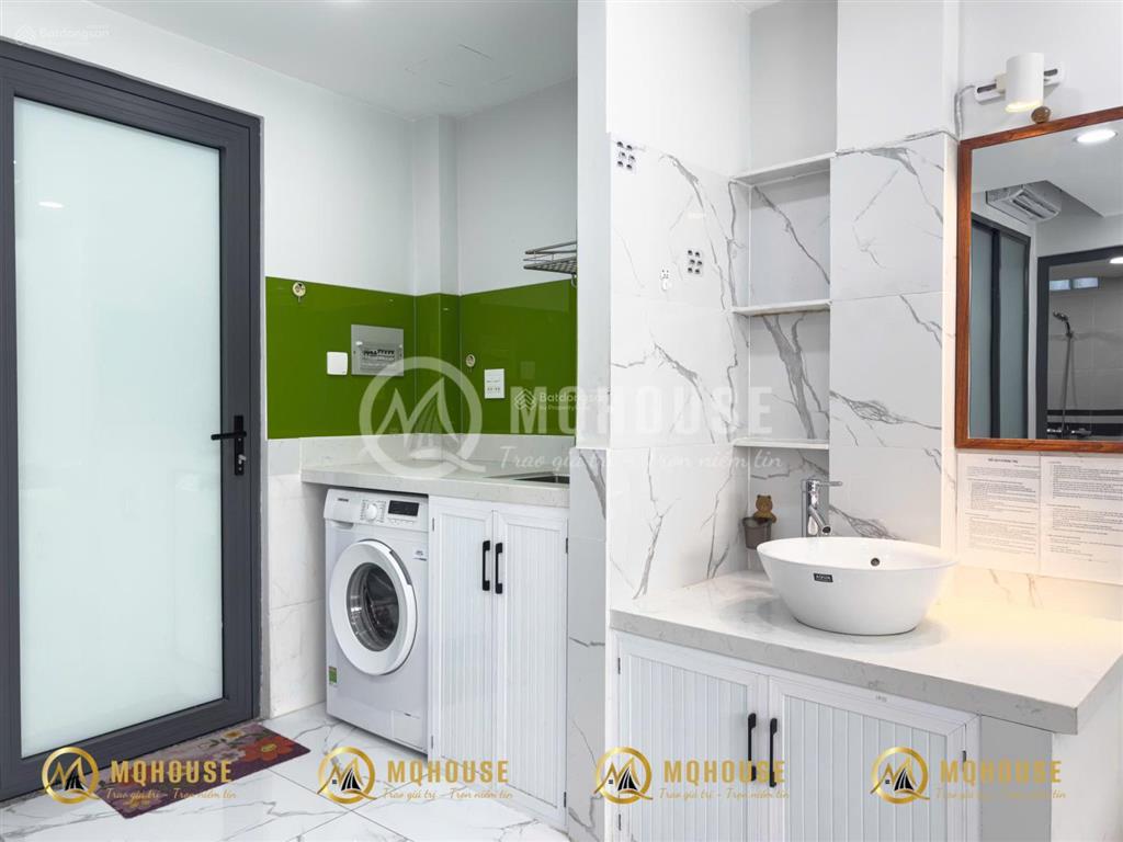 Cho thuê phòng full nt, gần trường đh, full nội thất, quận 5 (giáp quận 1)