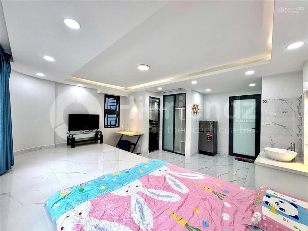 Cho thuê phòng studio, chdv, mới xây xong đường nguyễn trãi, quận 5. giá rẻ. full nội thất cao cấp