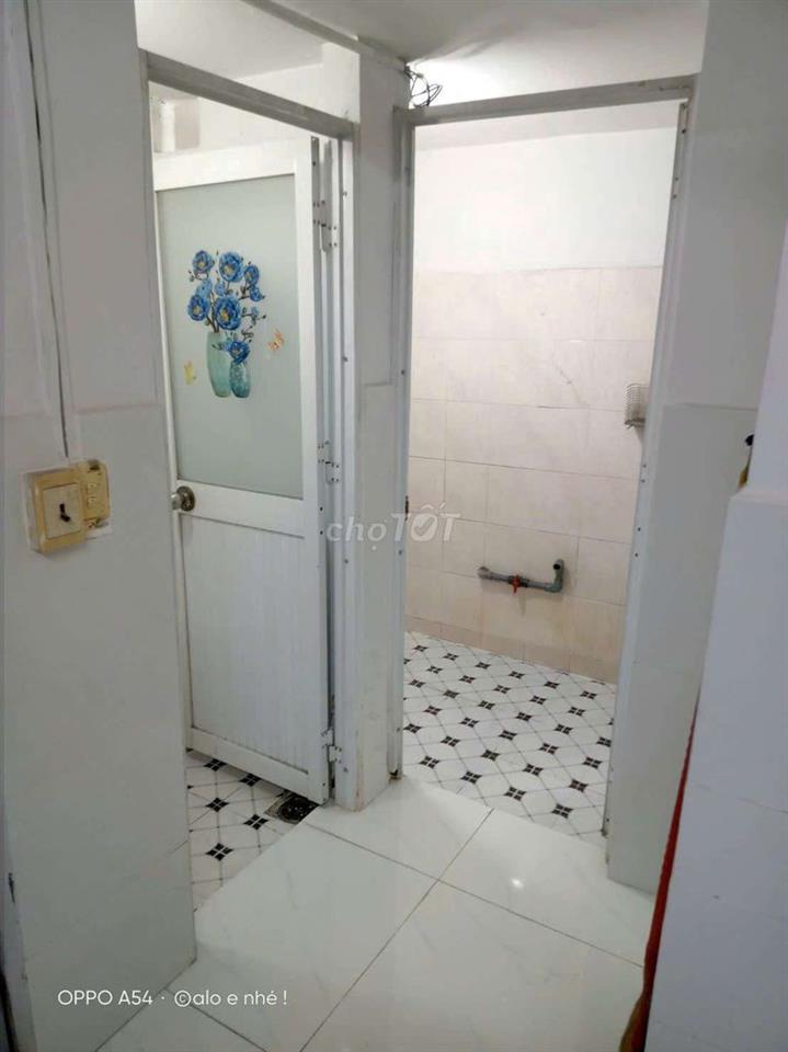 NHÀ 1 TRỆT 1 LỬNG 1 LẦUGỒM 3.NGỦ.KHU.NHÀ LẦU