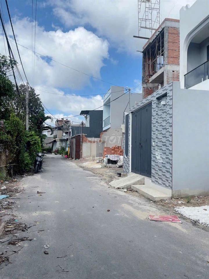 ĐẤT MẶT TIỀN TRUNG ĐÔNG 10.🍁DT.5M×22M.KHU NHÀ PHỐ