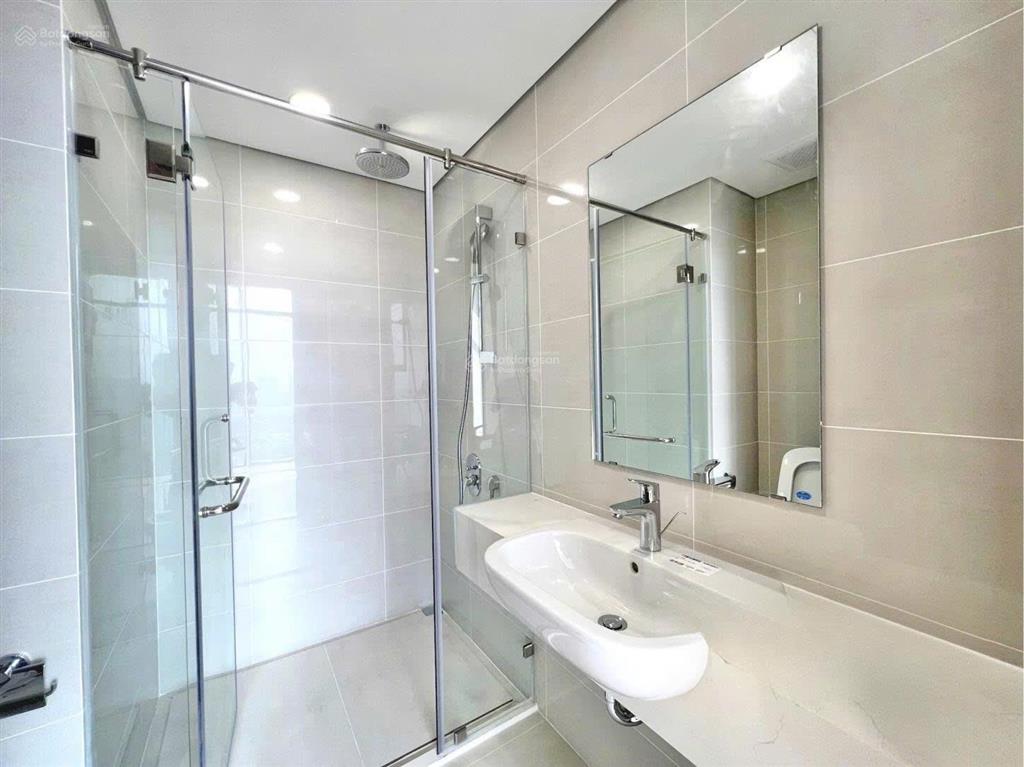 [ecogreen q7]. bán căn góc 2pn  2wc  ntcb  hot layout view nội khu  giá 6ty150.