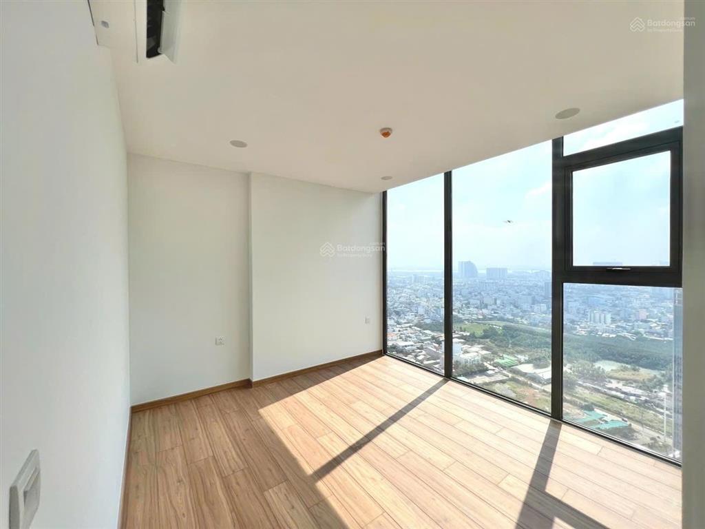 Eco green bán căn 3pn 2wc rộng gần 95m2, giá 8tỷ view đón hoàng hôn, có view ngắm pháo hoa