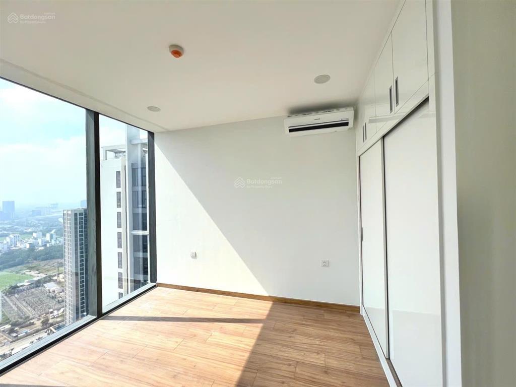 Eco green bán căn 3pn 2wc rộng gần 95m2, giá 8tỷ view đón hoàng hôn, có view ngắm pháo hoa