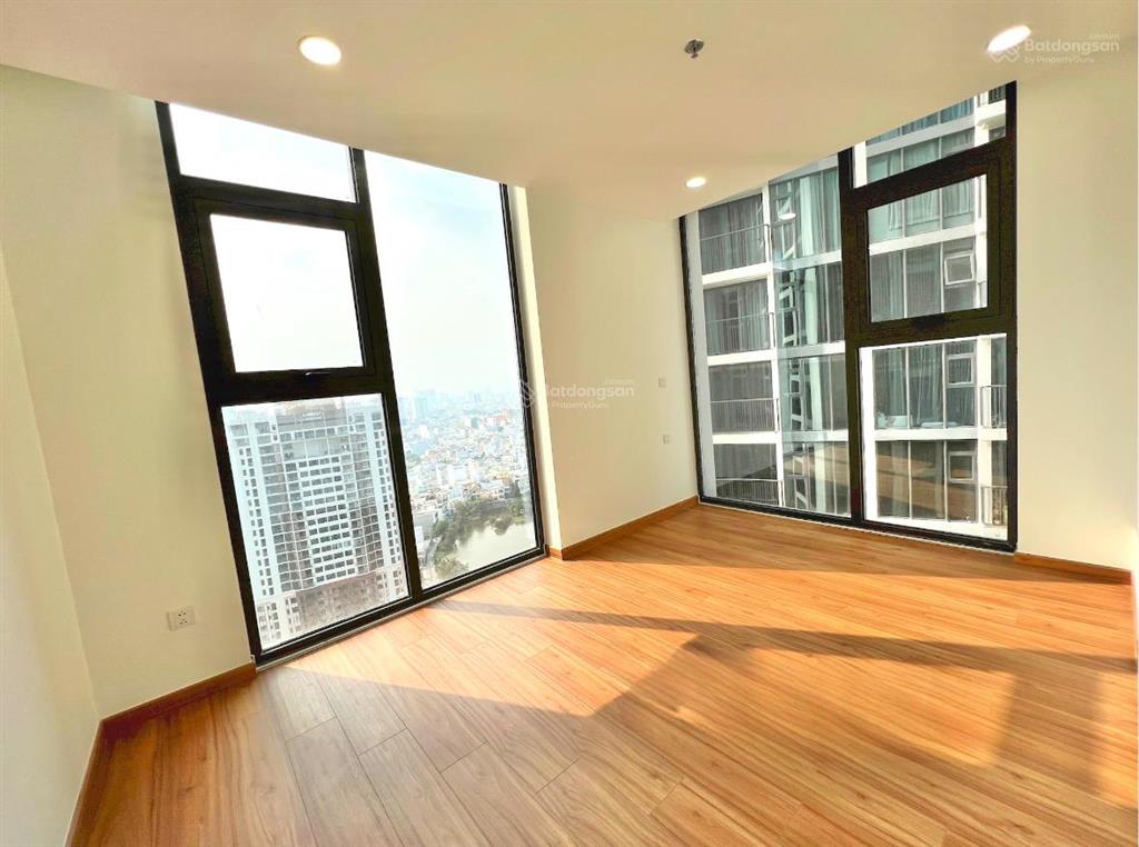 [ecogreen q7]. cho thuê căn góc 2pn2wcntcb hot layout view tp, phòng 2 view kính giá 14tr5/th.