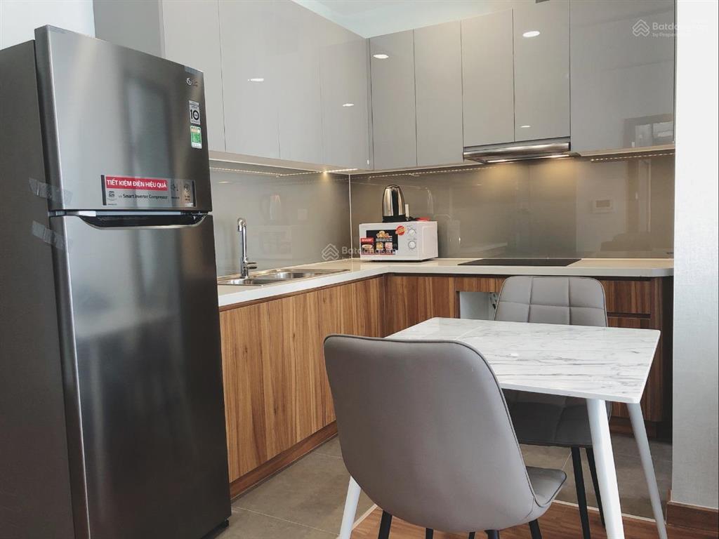 Eco green q7  cho thuê căn hộ  hot layout  1pn  1wc  full nt  view ngắm pháo hoa  quận 1