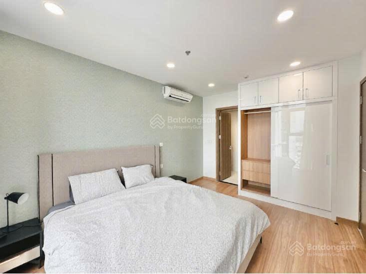 [ecogreen q7]. cho thuê căn góc 2pn  2wc  full nt  hot layout view bitexco  giá 17tr5/tháng.