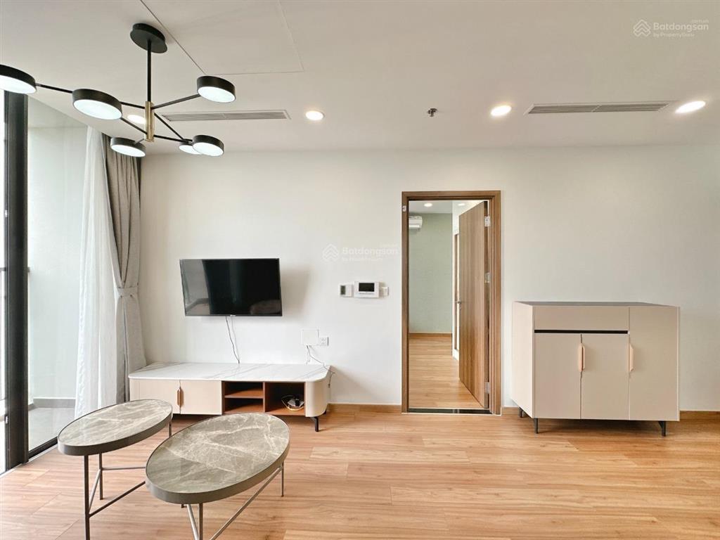 [ecogreen q7]. cho thuê căn góc 2pn  2wc  full nt  hot layout view bitexco  giá 17tr5/tháng.