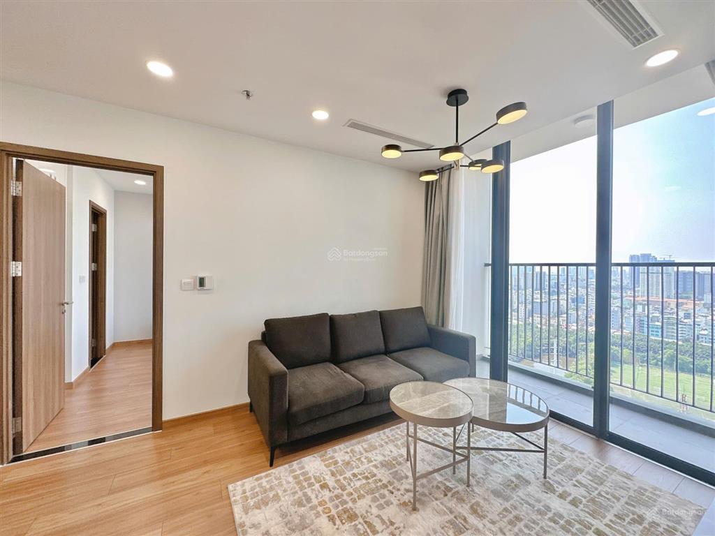 [ecogreen q7]. cho thuê căn góc 2pn  2wc  full nt  hot layout view kính  giá 18tr5/tháng.