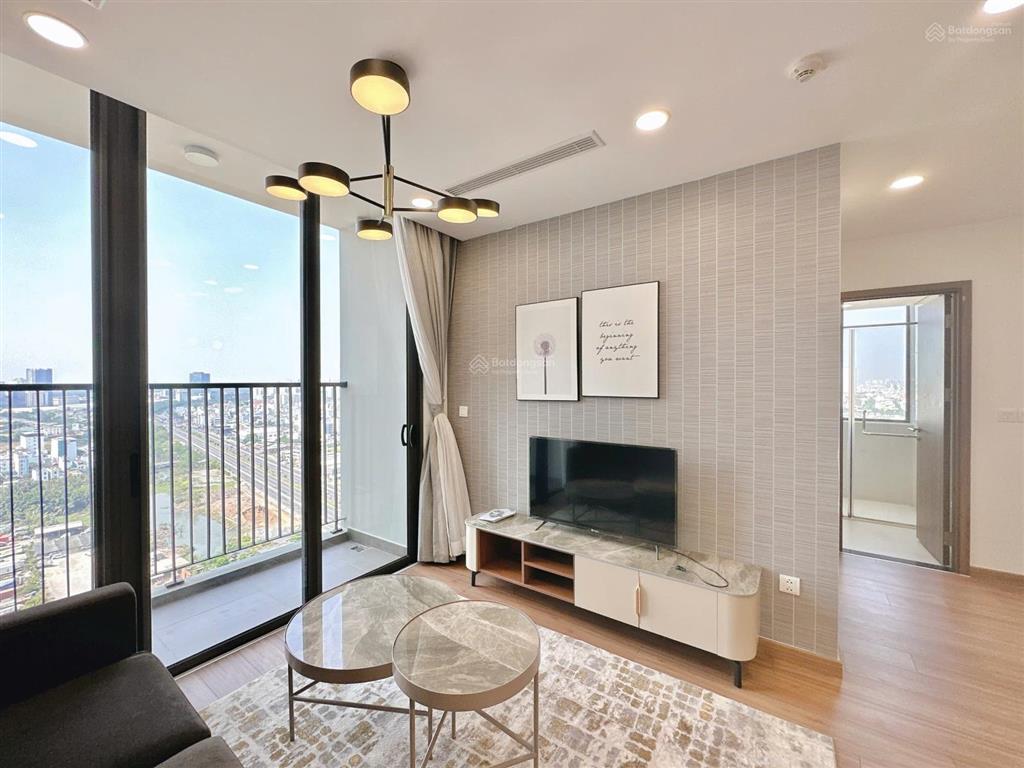 [ecogreen q7]. cho thuê căn góc 2pn  2wc  full nt  hot layout view kính  giá 18tr5/tháng.