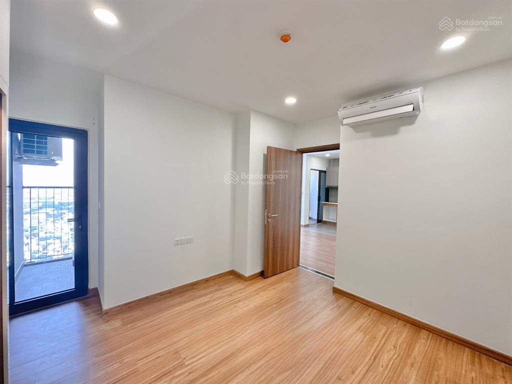 [ecogreen q7]. cho thuê 2pn  1wc  ntcb  hot layout view thoáng  giá 13tr5/tháng.
