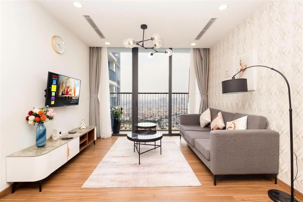 Eco green bán căn hộ 3pn 2wc ~ 95m2, 8tỷ4 layout thoáng mát, view đón hoàng hôn, ngắm pháo hoa