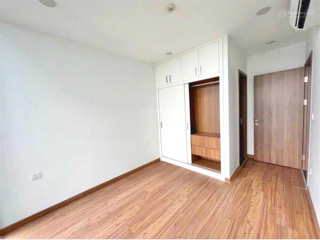 Cho thuê căn hộ 3pn 2wc ntcb, 17tr/th, k rèm view thoáng được nuôi thú cưng