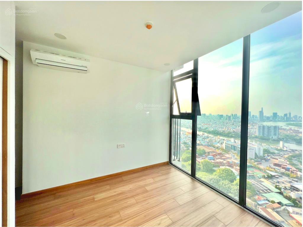 Eco green q7bán nhanh căn hộ 2pn 2wc ntcb  view quận 1  ngắm pháo hoa  layout rộng rãi  6 tỷ 2