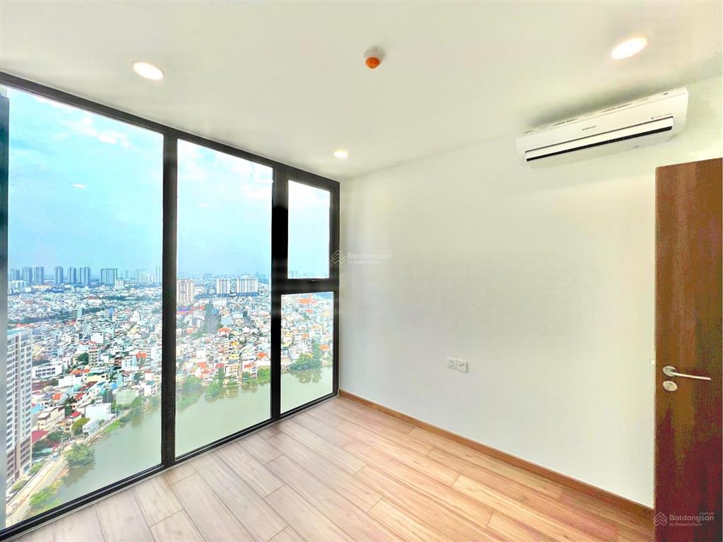 Eco green q7cho thuê căn góc 3pn 2wc ntcb  18tr5/thángcó rèmview nguyễn văn linh  hoàng hôn