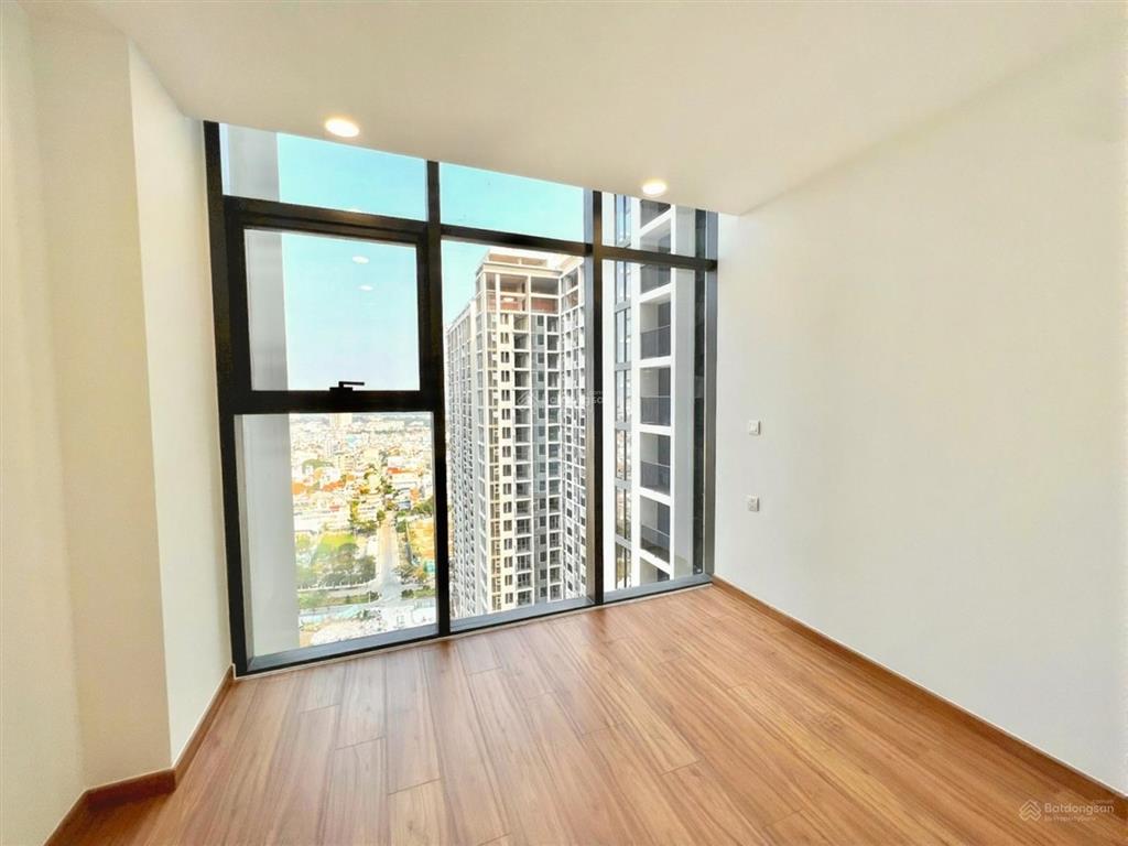 [eco green q7] cho thuê 2pn  2wc  nctb  căn góc  view nội khu  hai phòng rộng tương đương