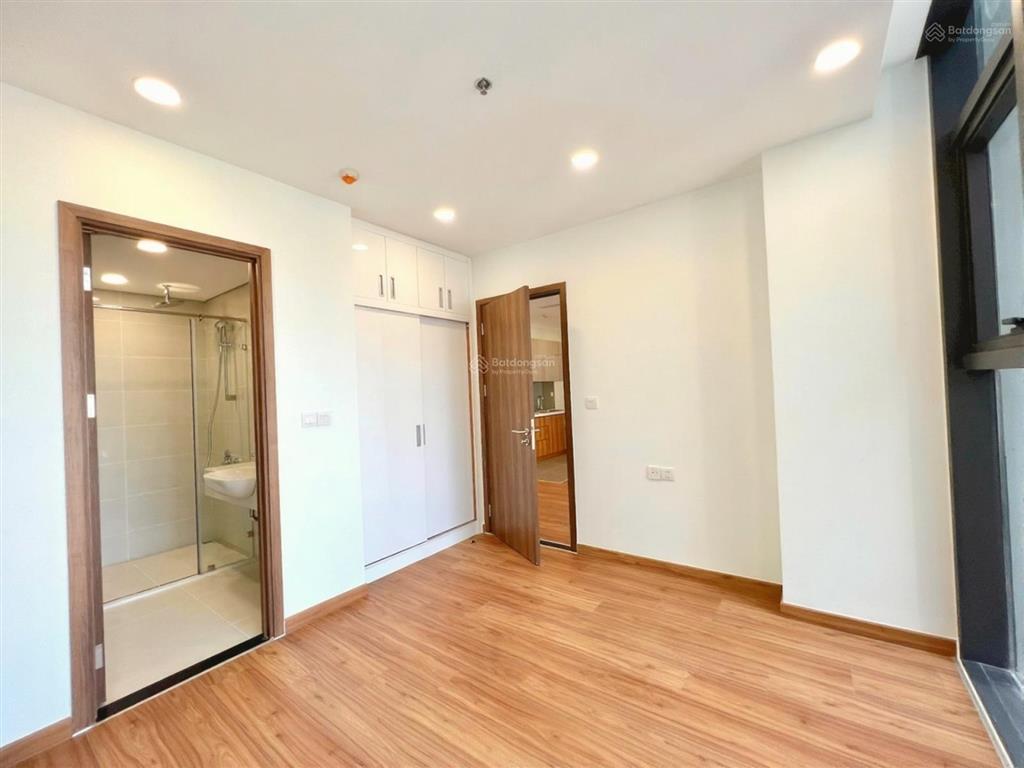 [eco green q7] cho thuê 2pn  2wc  nctb  căn góc  view nội khu  hai phòng rộng tương đương