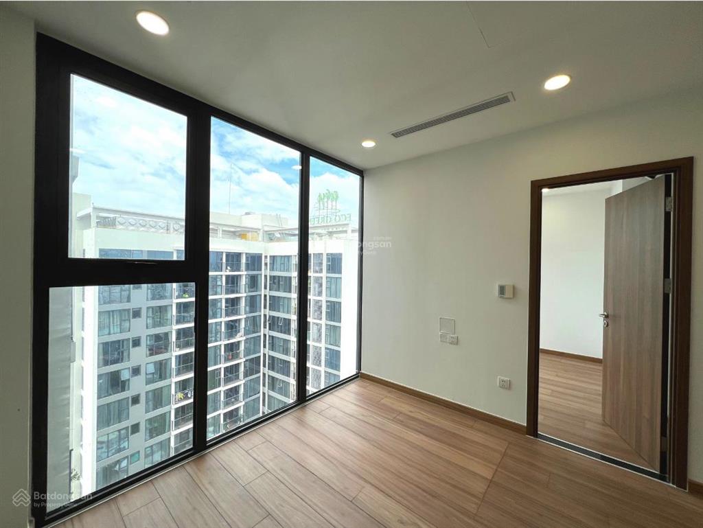 [eco green q7] cho thuê 2pn  1wc  ntcb  căn góc  view công viên hương tràm