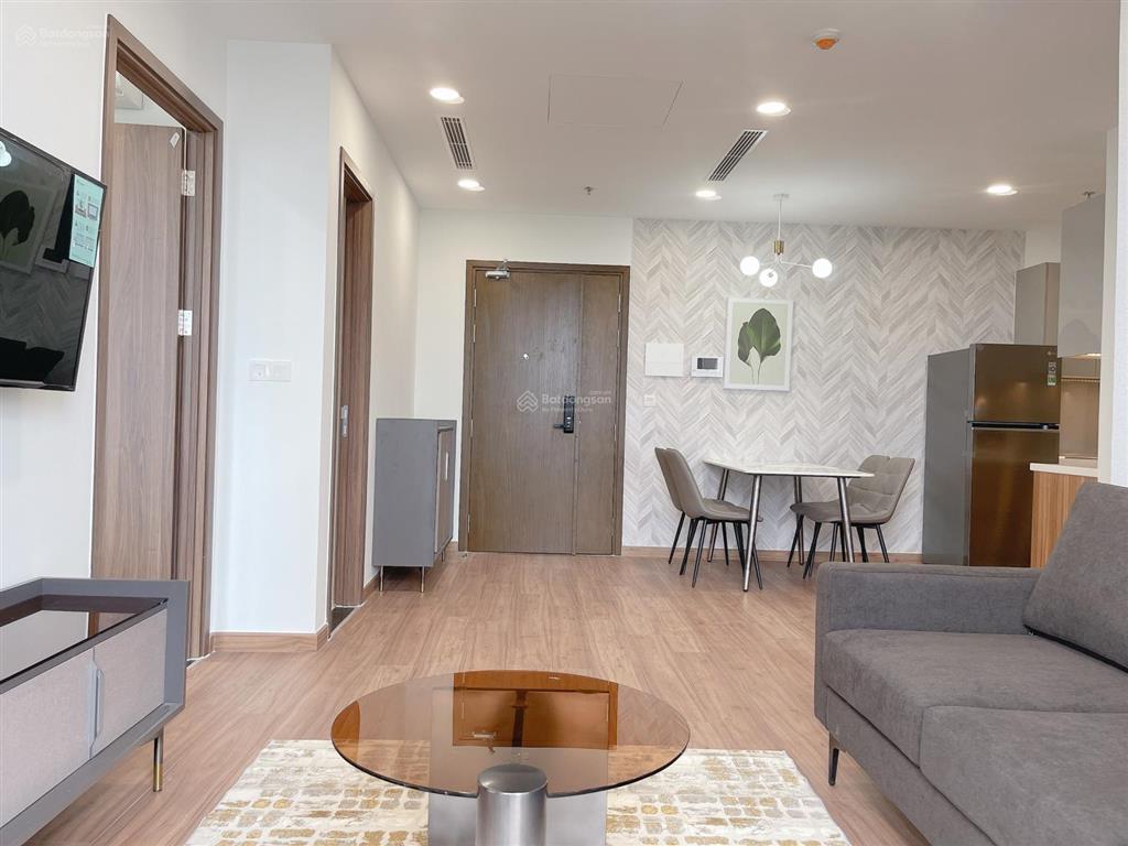 Eco green q7  cho thuê căn hộ  2pn + 1p.làm việc +2wc  fullnt 20tr/th, view công viên hương tràm