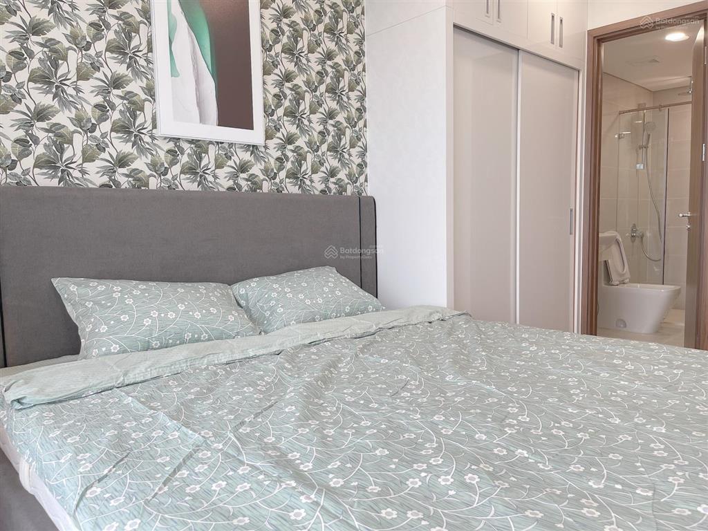 Eco green q7  cho thuê căn hộ  2pn + 1p.làm việc +2wc  fullnt 20tr/th, view công viên hương tràm