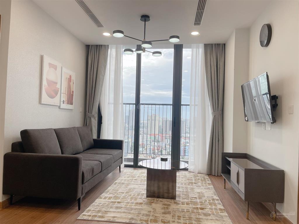 Eco green q7  cho thuê căn hộ  2pn + 1p.làm việc +2wc  fullnt 20tr/th, view công viên hương tràm