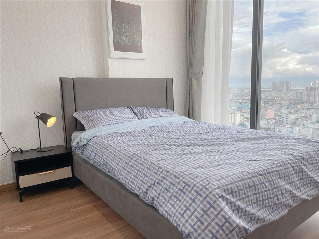 Eco green q7  cho thuê căn hộ  2pn + 1p.làm việc +2wc  fullnt 20tr/th, view công viên hương tràm