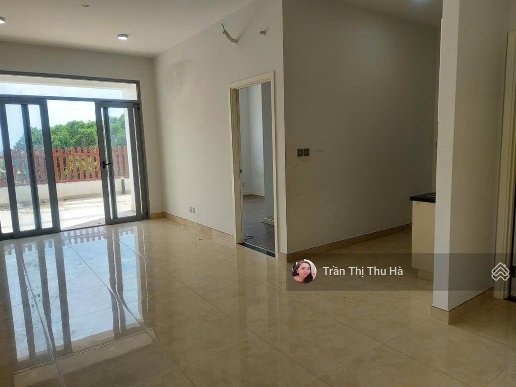 Bán căn hộ có sân vườn riêng 35m2  tại quận 7  sổ hồng cầm tay sẵn ở nhà