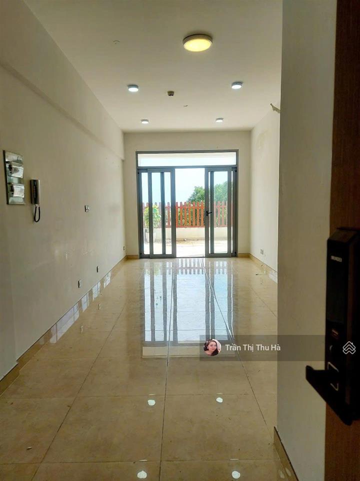 Bán căn hộ có sân vườn riêng 35m2  tại quận 7  sổ hồng cầm tay sẵn ở nhà