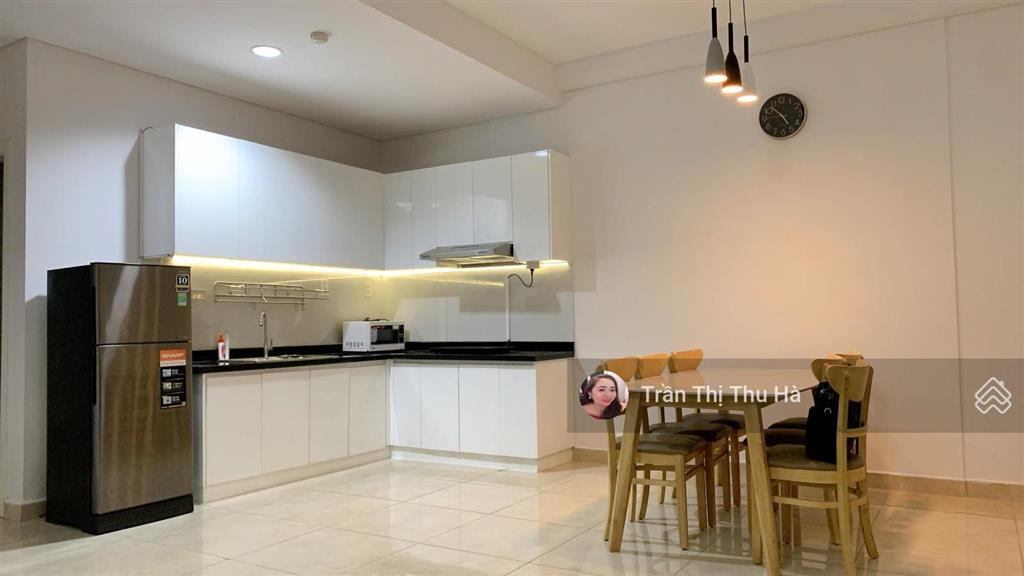 Bán c/c luxcity quận 7, căn góc 85m 3pn full nội thất, sổ hồng sẵn cầm tay