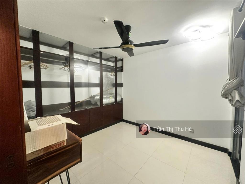 Luxgarden 131m2 3pn  view toàn thành phố, sổ hồng cầm tay sẵn