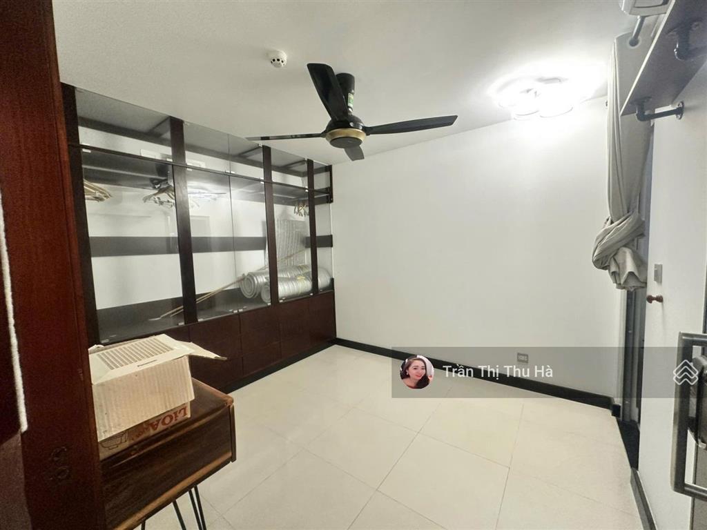 Luxgarden 131m2 3pn  view toàn thành phố, sổ hồng cầm tay sẵn