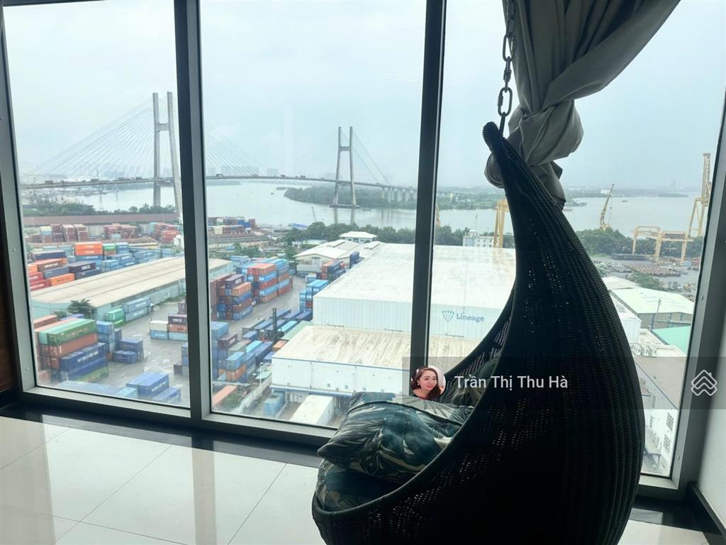 Luxgarden 131m2 3pn  view toàn thành phố, sổ hồng cầm tay sẵn