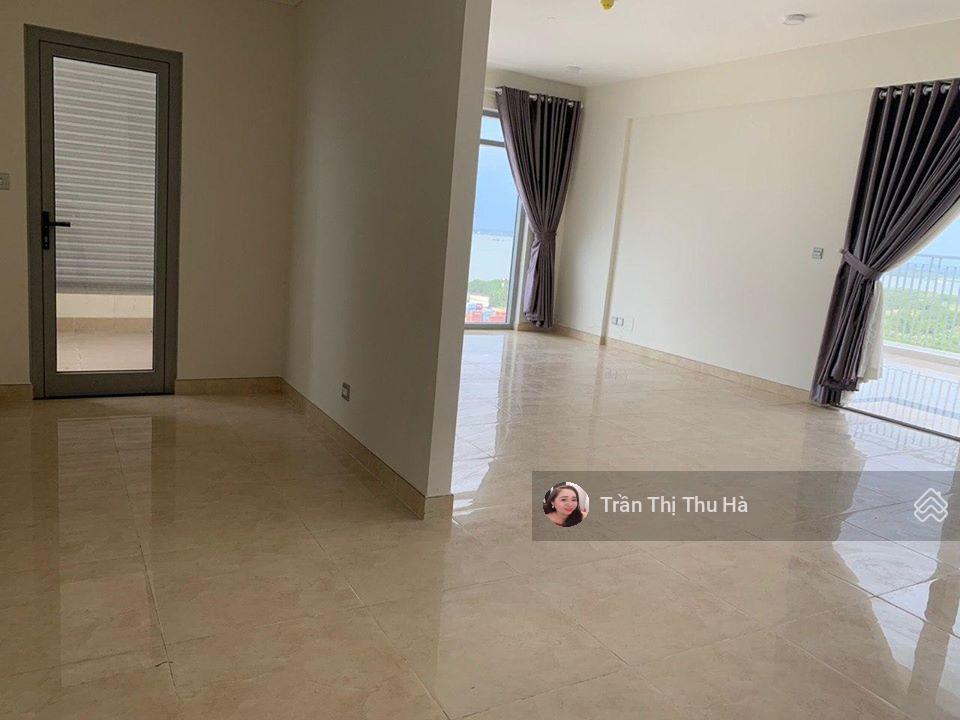 Cho thuê căn 2pn full nt tầng cao có sân vườn chung