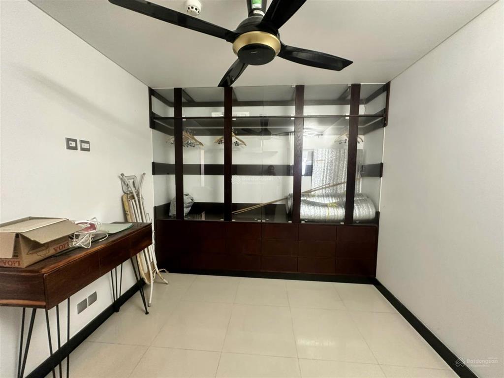 Chính chủ gửi bán [giá 6ty100] luxgarden 131m 3pn  sổ hồng vay được
