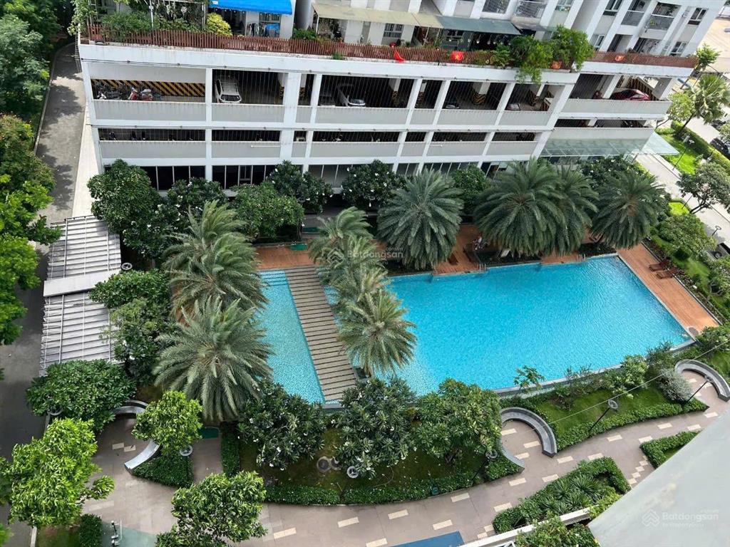 Bán luxgarden quận 7  69m 2pn  giá 3,550 tỷ