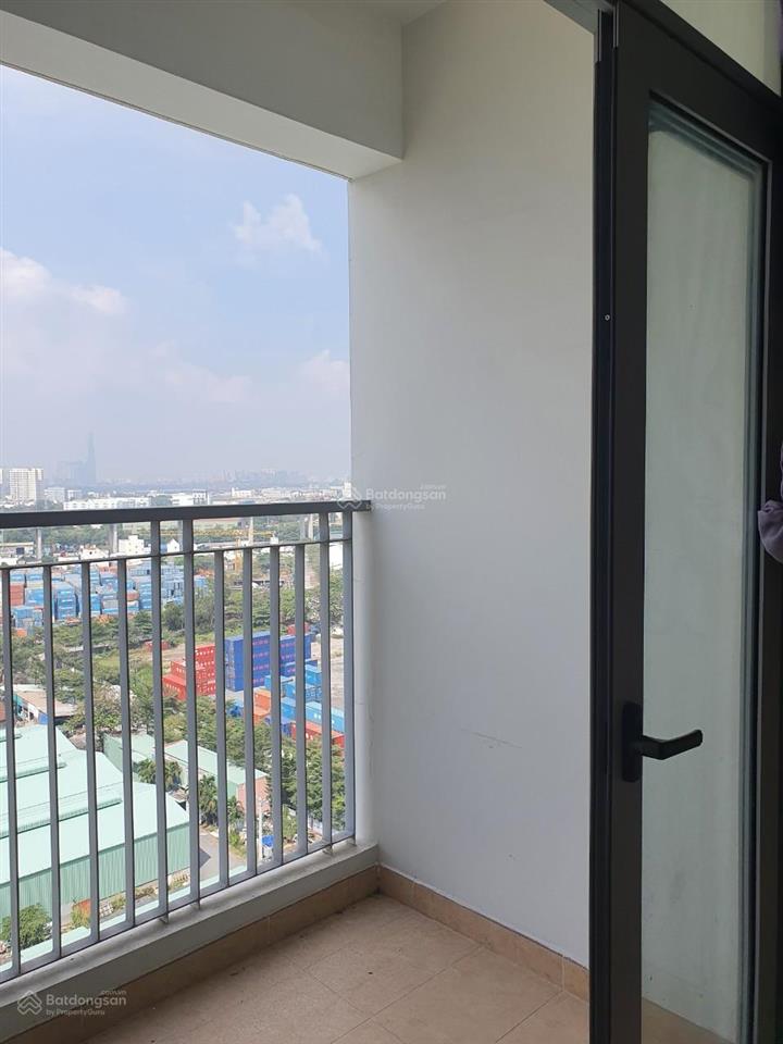 Bán luxgarden  69m2, 2pn  view landmark  giá 3,6 tỷ