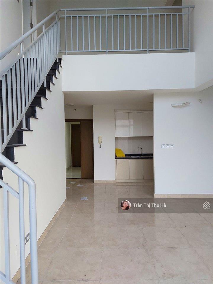 18tr cho thuê căn duplex 02 tầng  có sân vườn riêng 32m2  c/c luxgarden quận 7